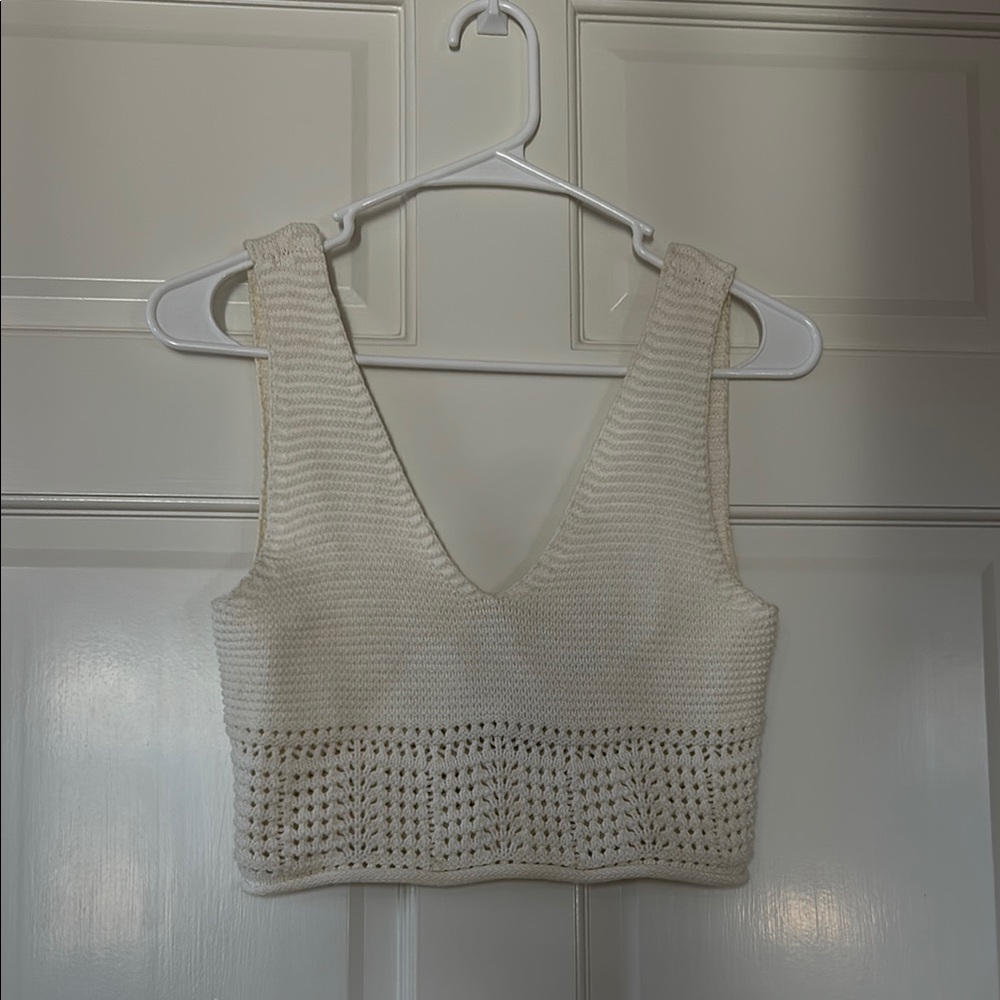 House of Harlow Cream Knit Sleeveless Crop Top Tank